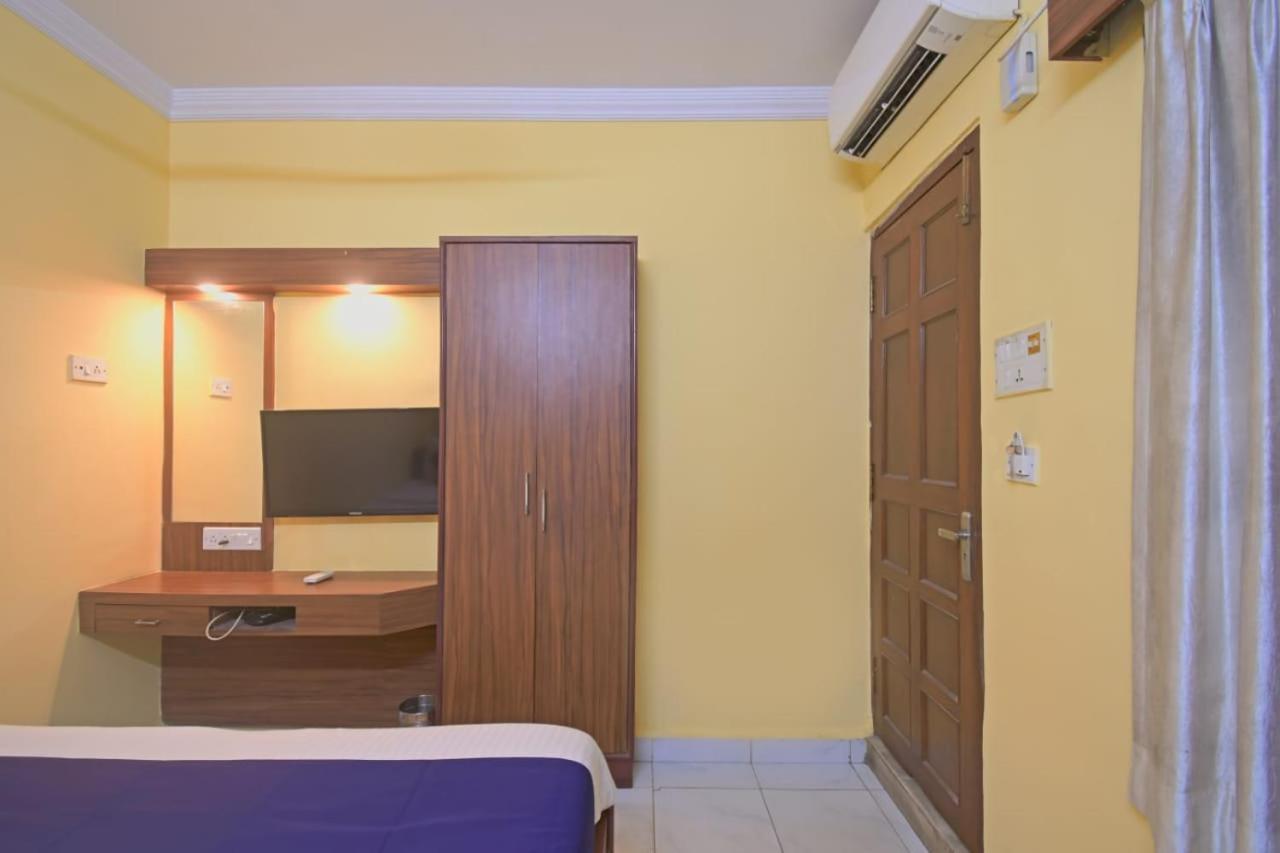 Hotel Jingle Inn Kalkuta Zewnętrze zdjęcie